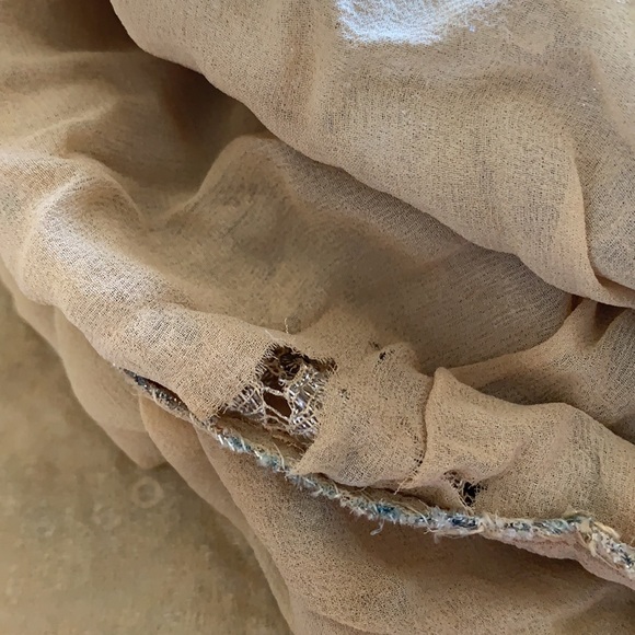 Vintage hand beaded top with zip back. Stunning piece! - Picture 7 of 7